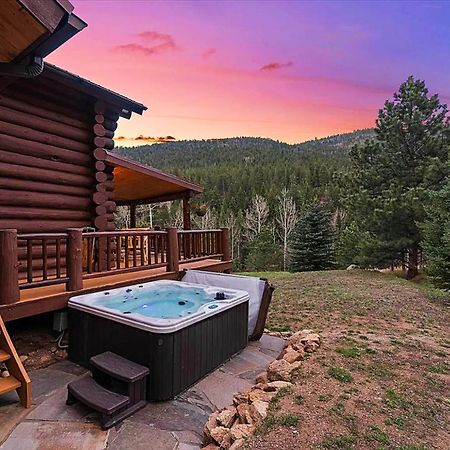 Вилла Classic Log Cabin Near Rocky Mountain National Park And Near Skiing Лайонс Экстерьер фото